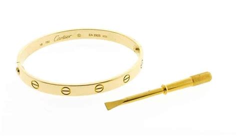 story behind cartier love bracelet.